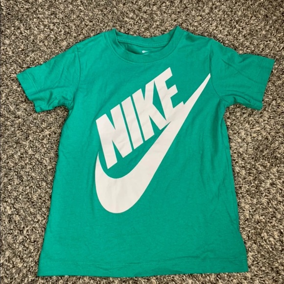 Nike Bundle - Picture 10 of 12